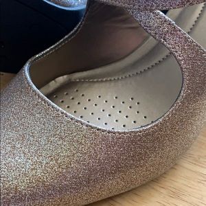 Gold shoes